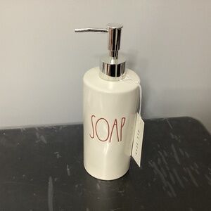 Rae Dunn soap pump